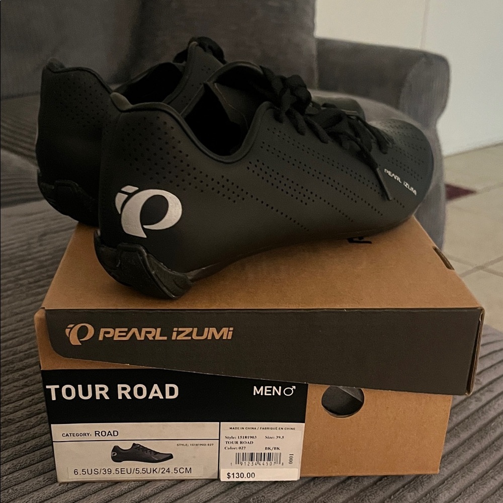 Pearl Izumi Men's Black Tour Road Shoes